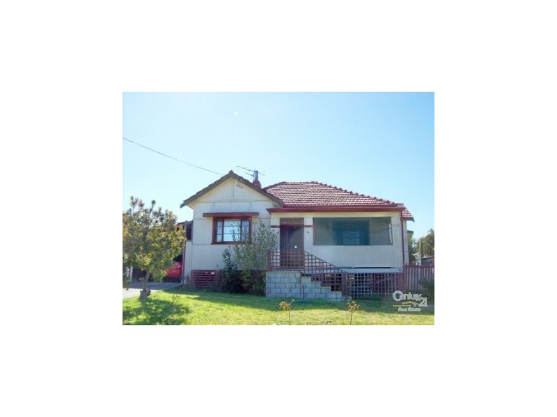 16 Ogden Street, Collie WA 6225