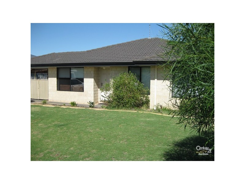 19 Brand Ave, Usher WA 6230
