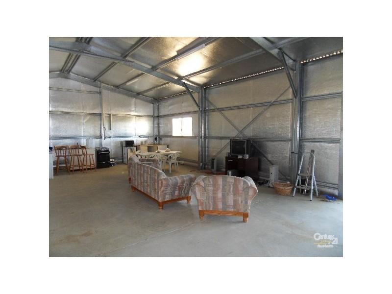 21 Government Road, Harvey WA 6220