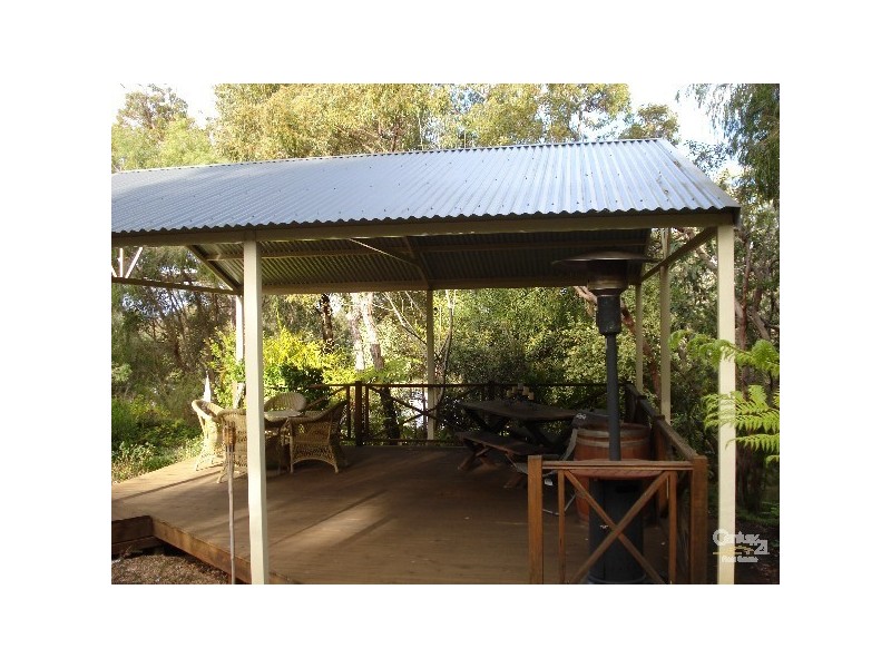 6 Wildflower Way, Leschenault WA 6233