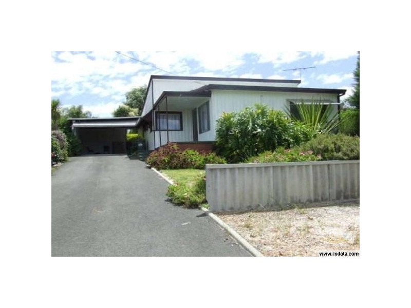 7 Swanstone Street, Collie WA 6225