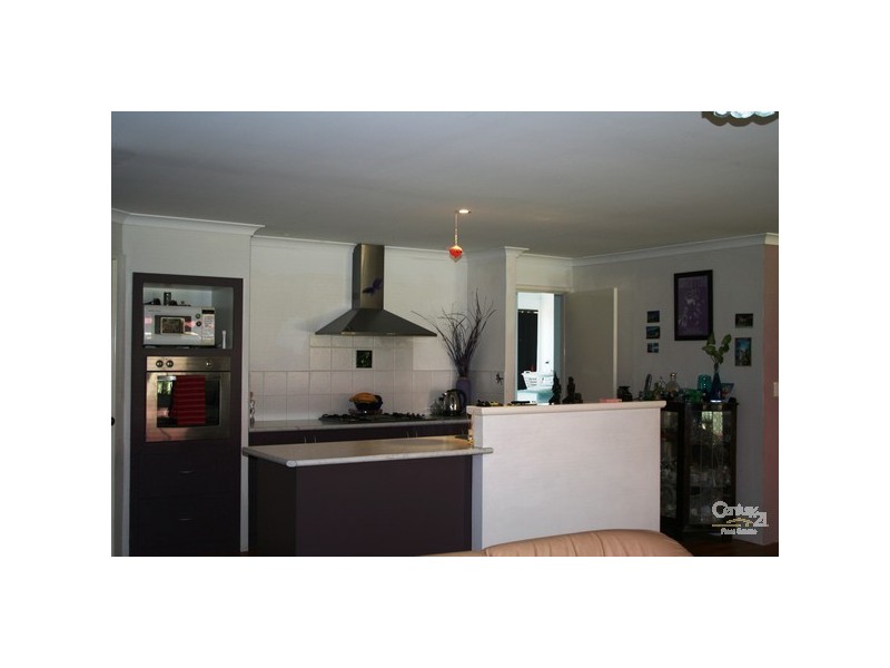 20 Vaughans Way, Australind WA 6233
