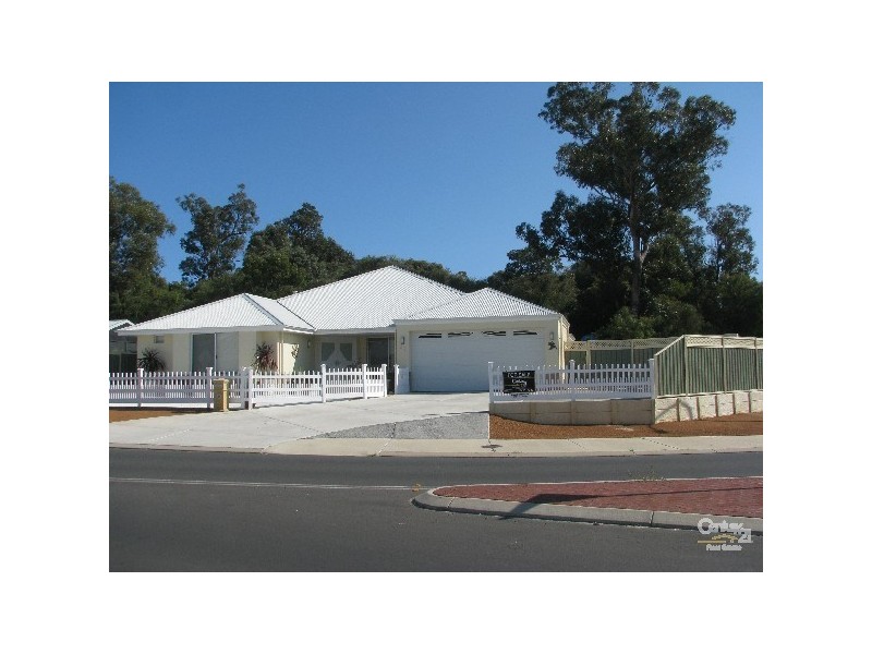 22 Leschenault Parade, Australind WA 6233