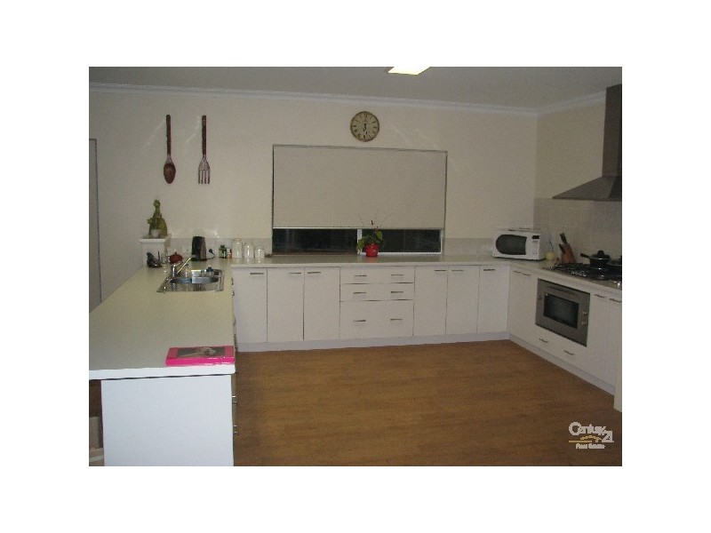 22 Leschenault Parade, Australind WA 6233