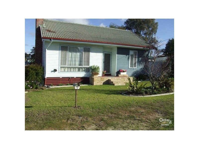 37 McKinley Road, Collie WA 6225