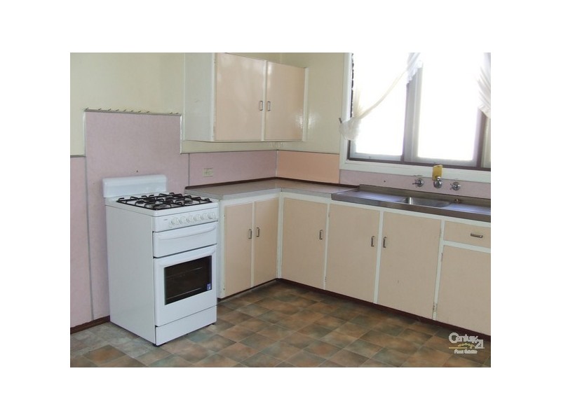 28 Wollaston Crescent, East Bunbury WA 6230