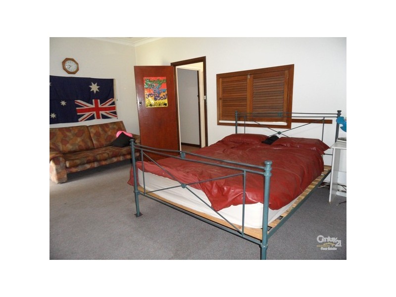 28 Wollaston Crescent, East Bunbury WA 6230