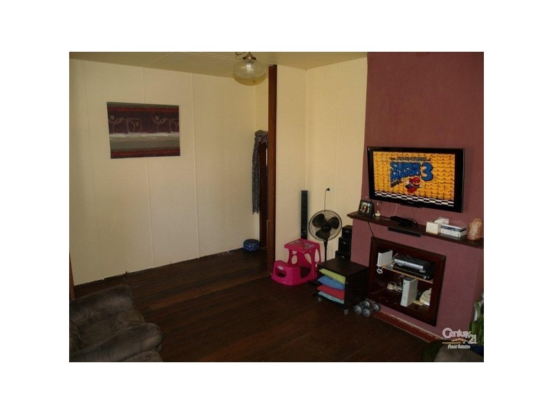 6 Third Street, Harvey WA 6220