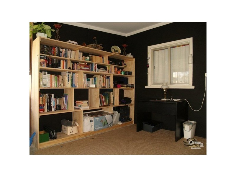 6 Third Street, Harvey WA 6220