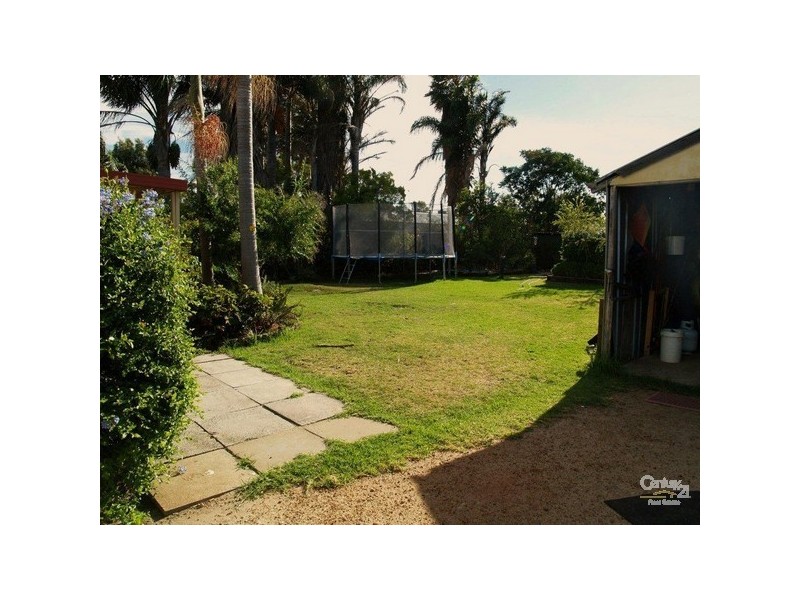 6 Third Street, Harvey WA 6220