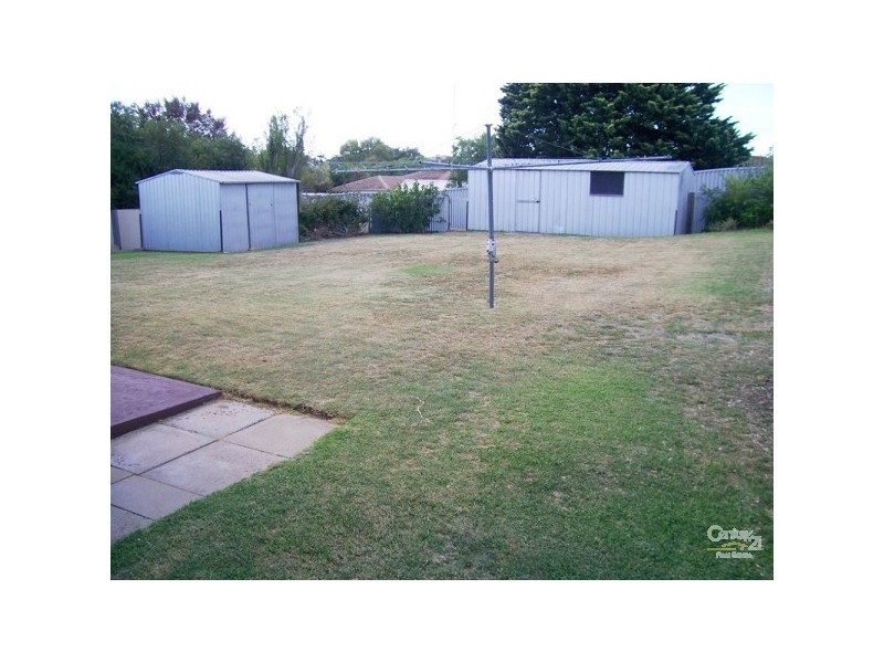 12 Whatman Way, Withers WA 6230