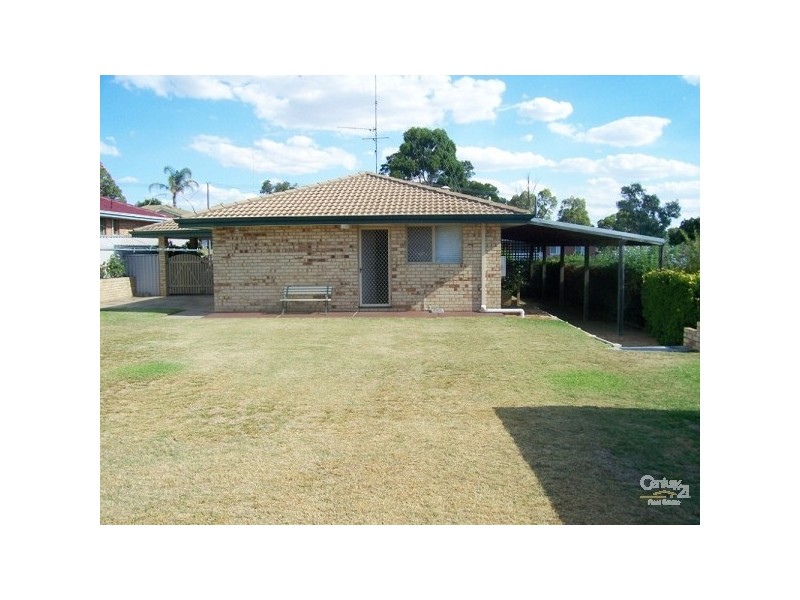 12 Whatman Way, Withers WA 6230