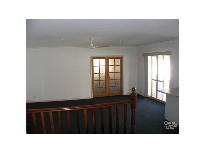 17 Harland Street, Carey Park WA 6230