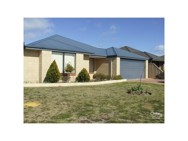 9 Hartog Road, Dalyellup WA 6230