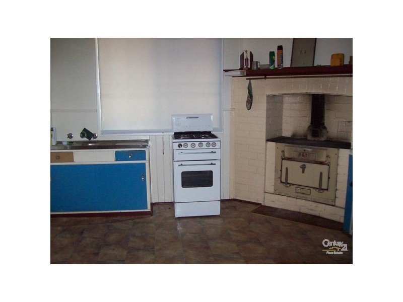 21 Lawley Street, Collie WA 6225