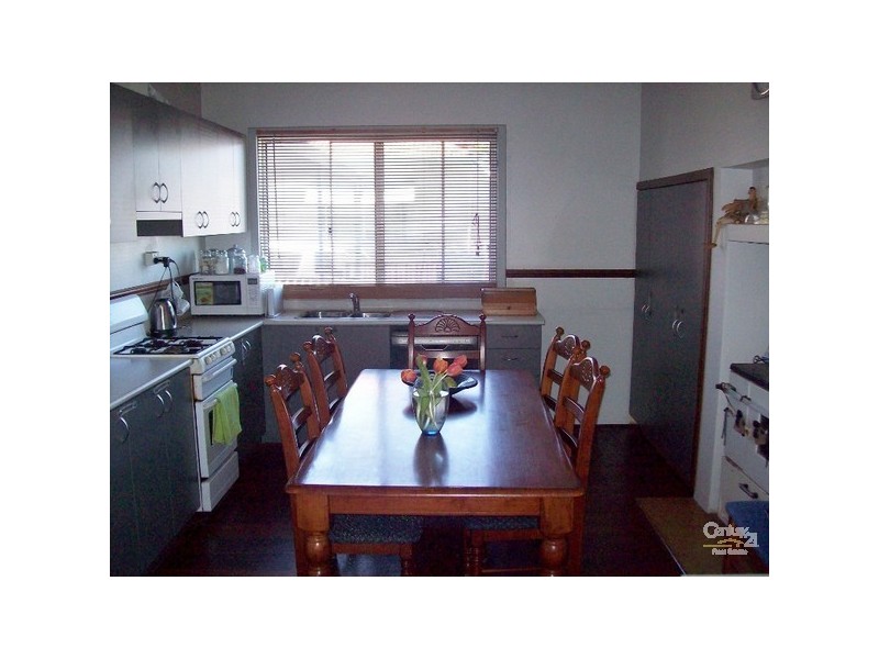 5 Doyle Street, Collie WA 6225