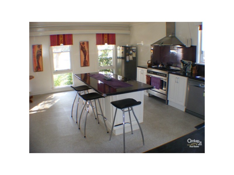 15 College Row, South Bunbury WA 6230