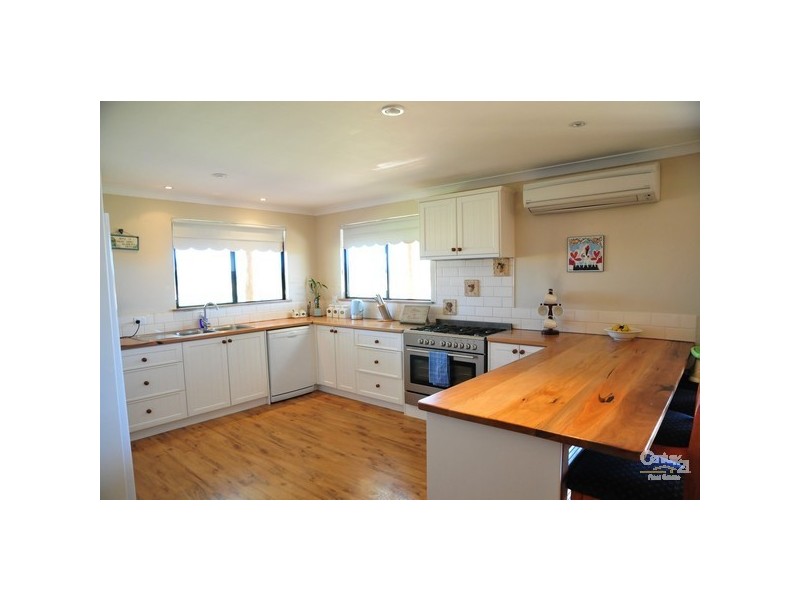 157 Ninth Street, Harvey WA 6220