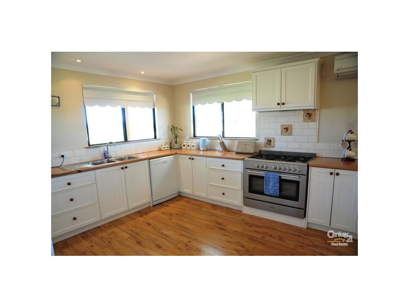 157 Ninth Street, Harvey WA 6220