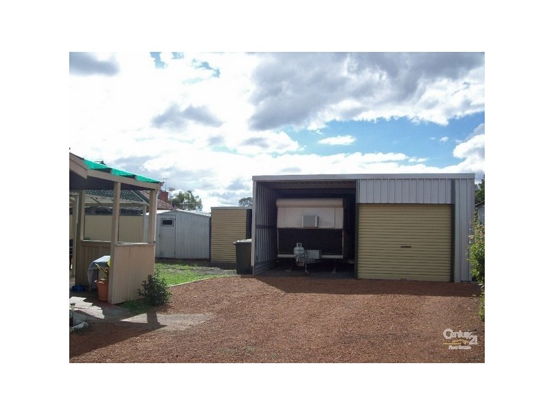 4 Gibbs Road, Collie WA 6225