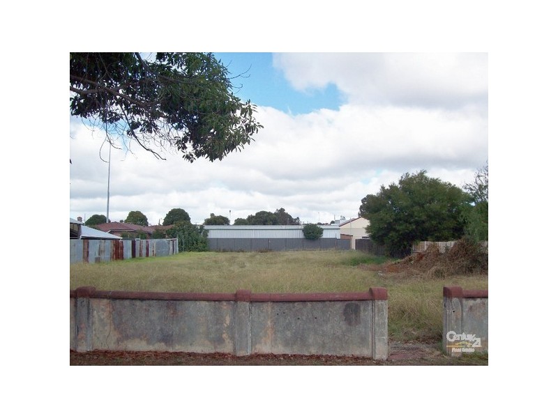 67 Johnston Street, Collie WA 6225