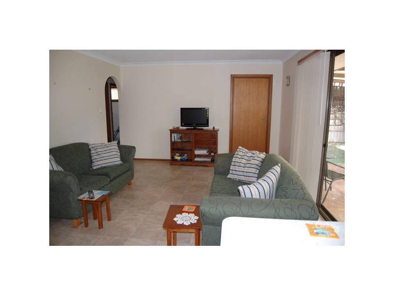 19 Montgomery Drive, Eaton WA 6232