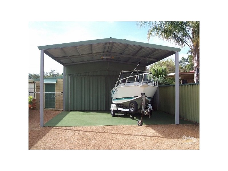 16 Buckingham Way, Collie WA 6225