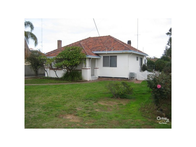 10 Grieves Street, Harvey WA 6220