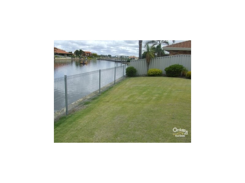 6 Willis Cove, Pelican Point WA 6230