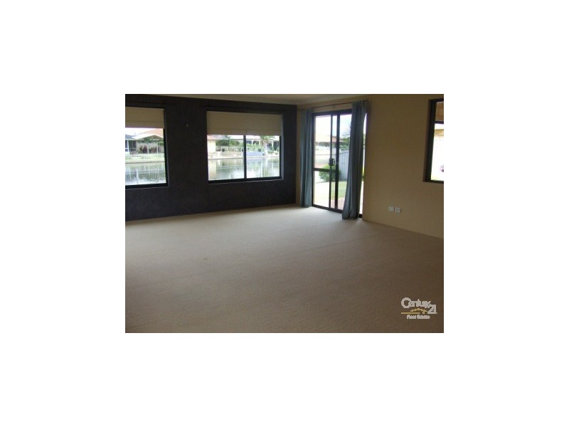 6 Willis Cove, Pelican Point WA 6230