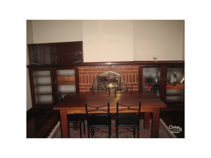 8 Grieves Street, Harvey WA 6220