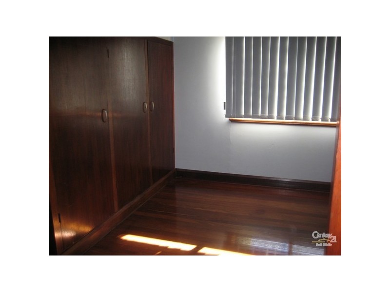 8 Grieves Street, Harvey WA 6220