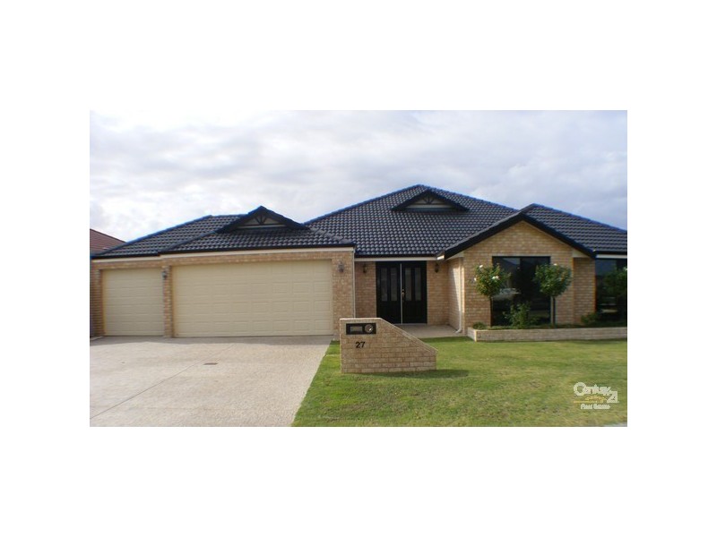 27 The Boulevard, Australind WA 6233