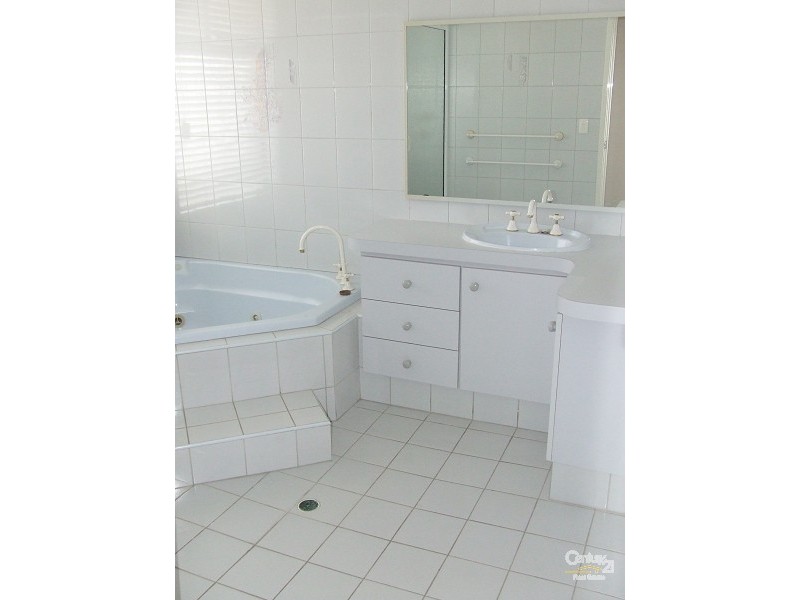 10 Kalari Rise, South Bunbury WA 6230