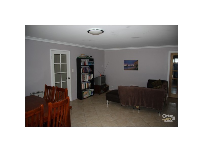 30 Barton Drive, Australind WA 6233