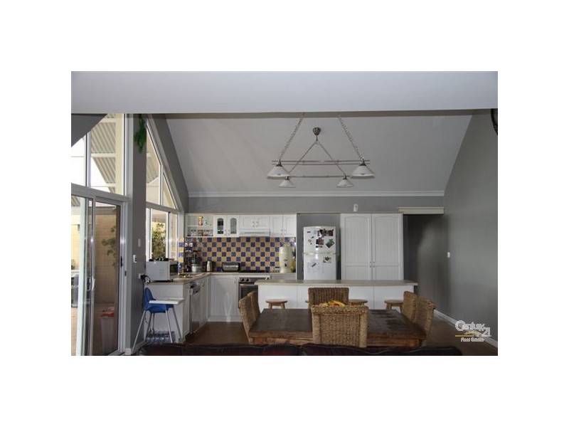 14 Cambria Road, Dalyellup WA 6230