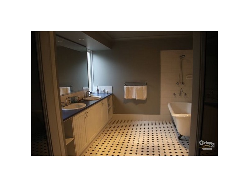 14 Cambria Road, Dalyellup WA 6230