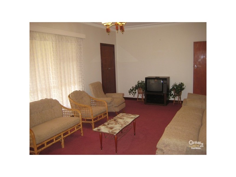 19 Merriedale Crescent, Harvey WA 6220