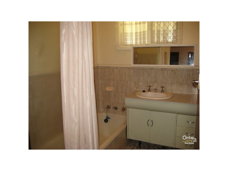 19 Merriedale Crescent, Harvey WA 6220