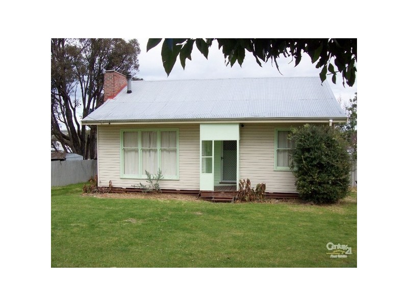 11 Cable Street, Collie WA 6225