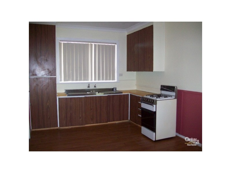 11 Cable Street, Collie WA 6225