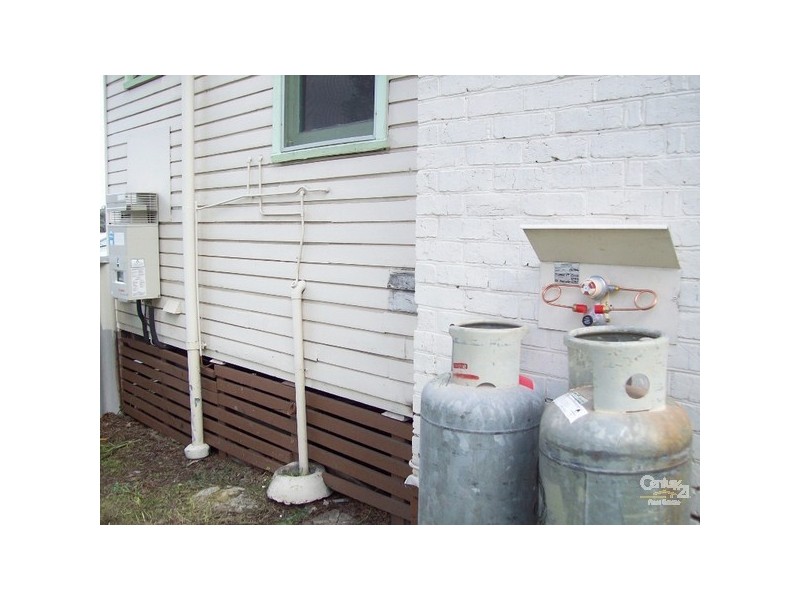 11 Cable Street, Collie WA 6225