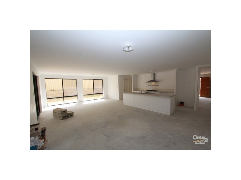 144 Hornibrook Road, Dalyellup WA 6230