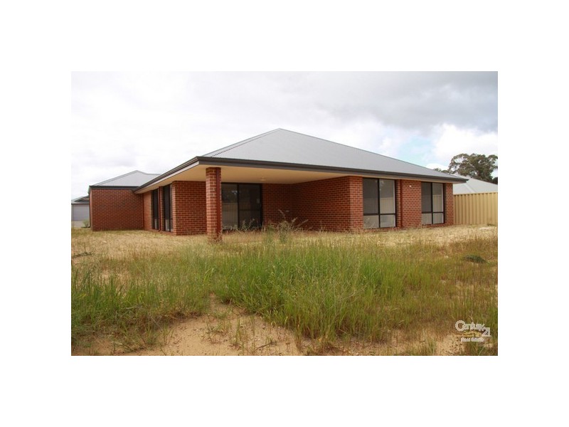 144 Hornibrook Road, Dalyellup WA 6230