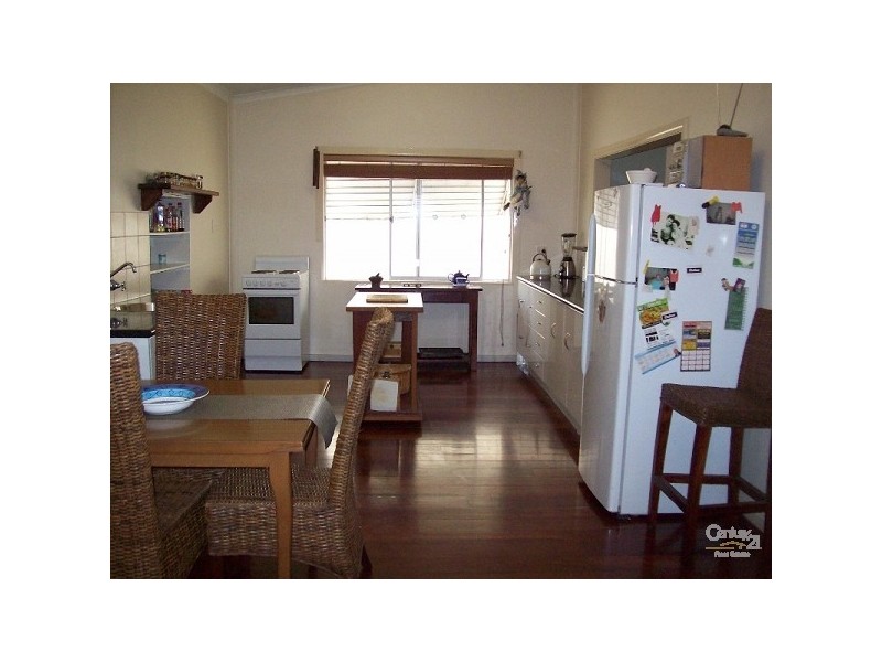 65 Deakin Street, Collie WA 6225