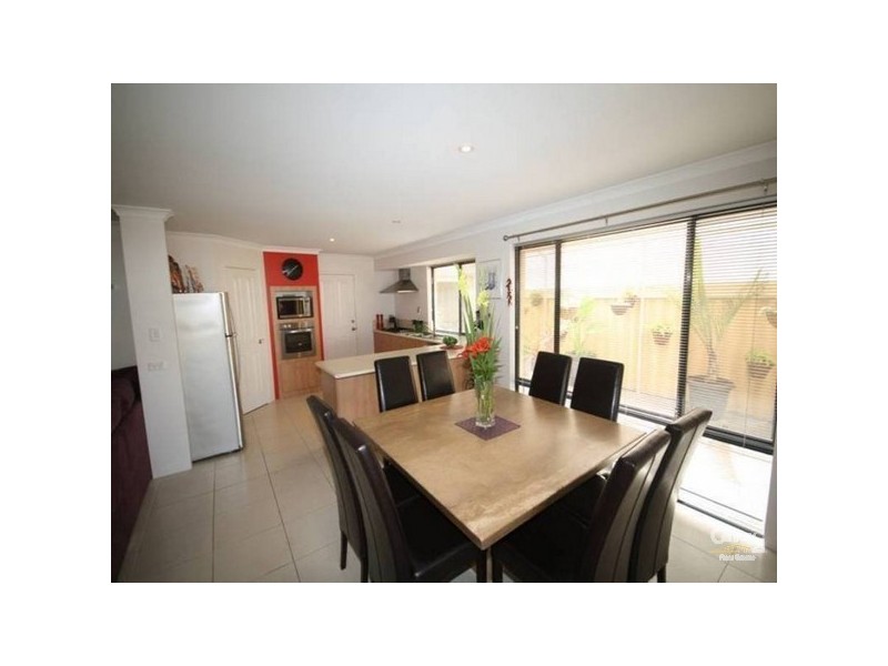 9 Hope Street, Dalyellup WA 6230