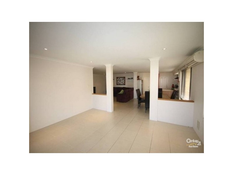 9 Hope Street, Dalyellup WA 6230