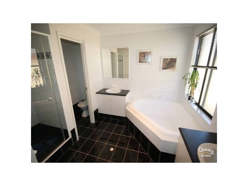 9 Hope Street, Dalyellup WA 6230