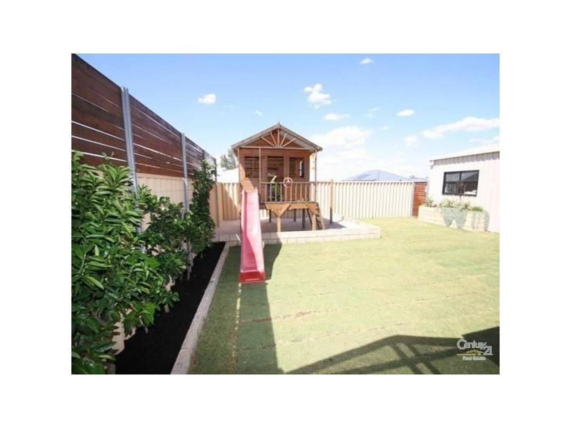 9 Hope Street, Dalyellup WA 6230
