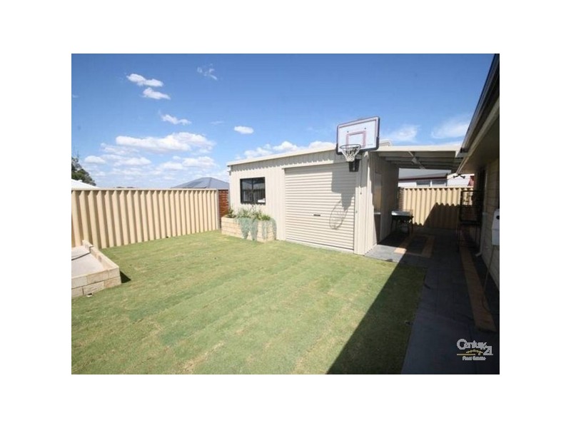 9 Hope Street, Dalyellup WA 6230